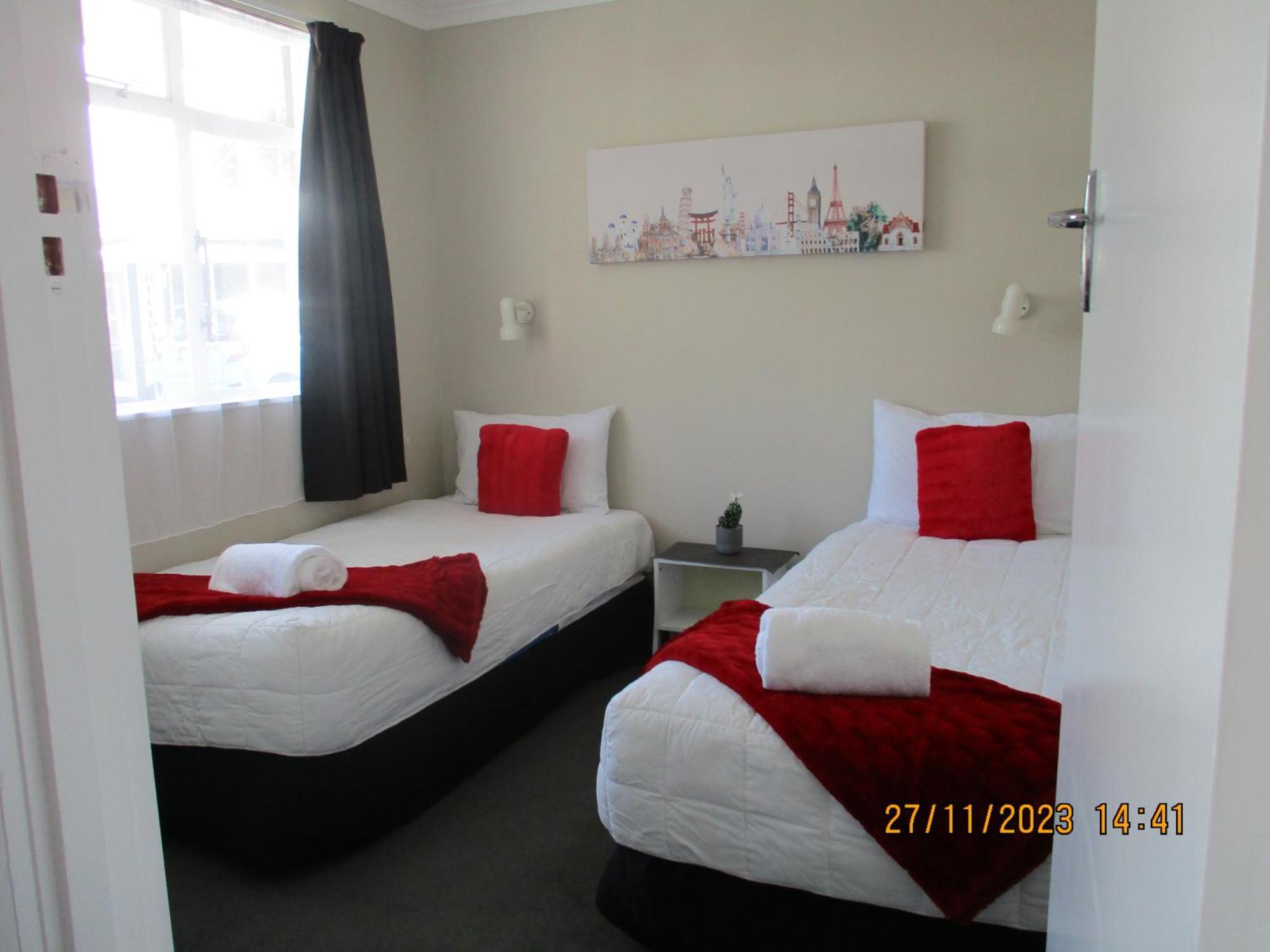 High Street Living Motel Picton Bagian luar foto