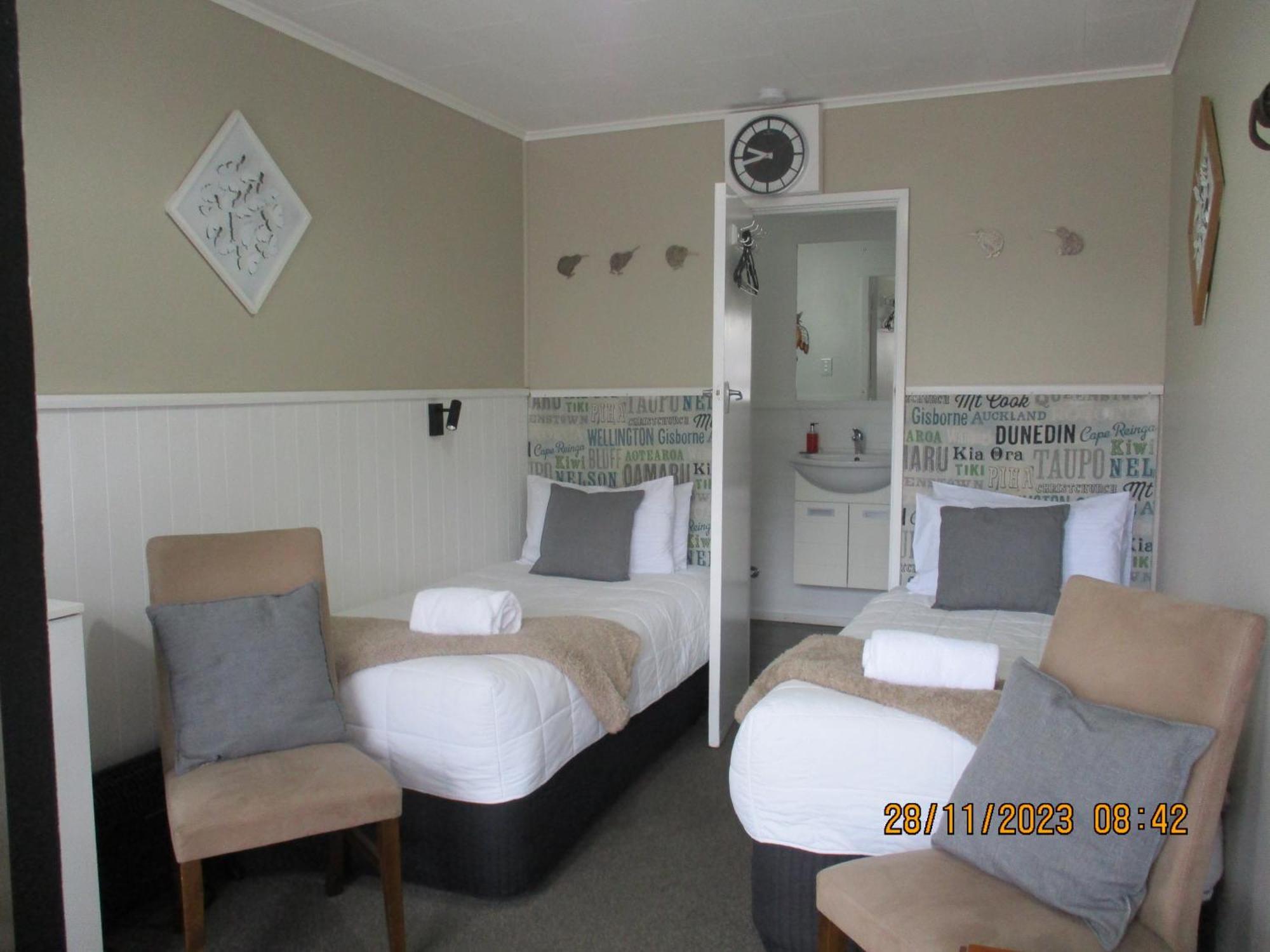 High Street Living Motel Picton Bagian luar foto