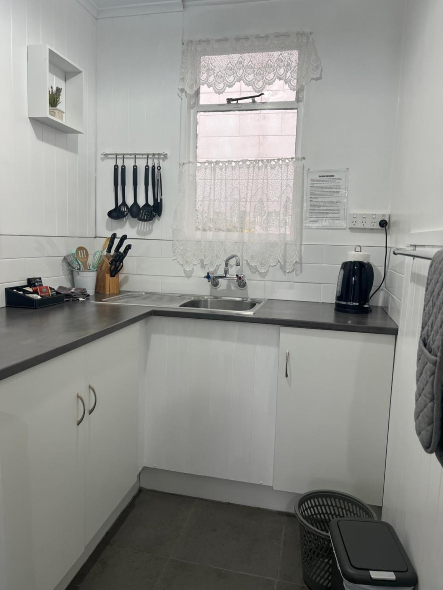 High Street Living Motel Picton Bagian luar foto