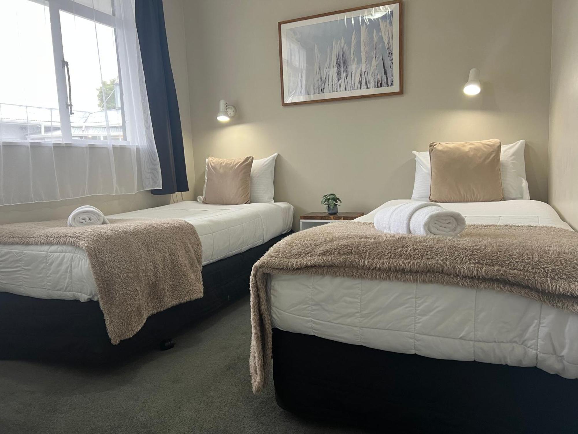 High Street Living Motel Picton Bagian luar foto
