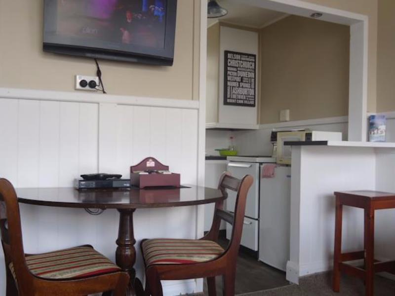 High Street Living Motel Picton Bagian luar foto