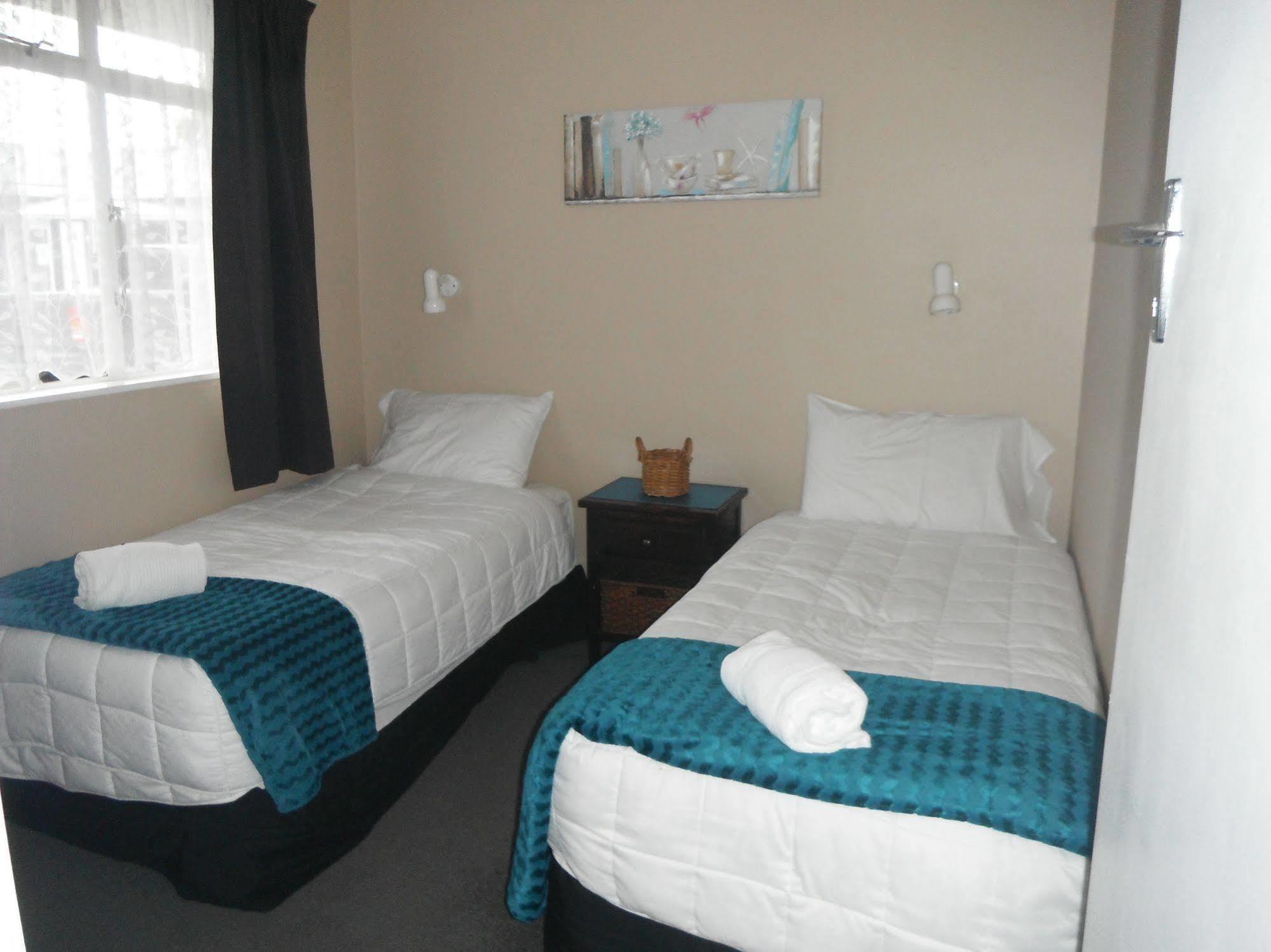 High Street Living Motel Picton Bagian luar foto